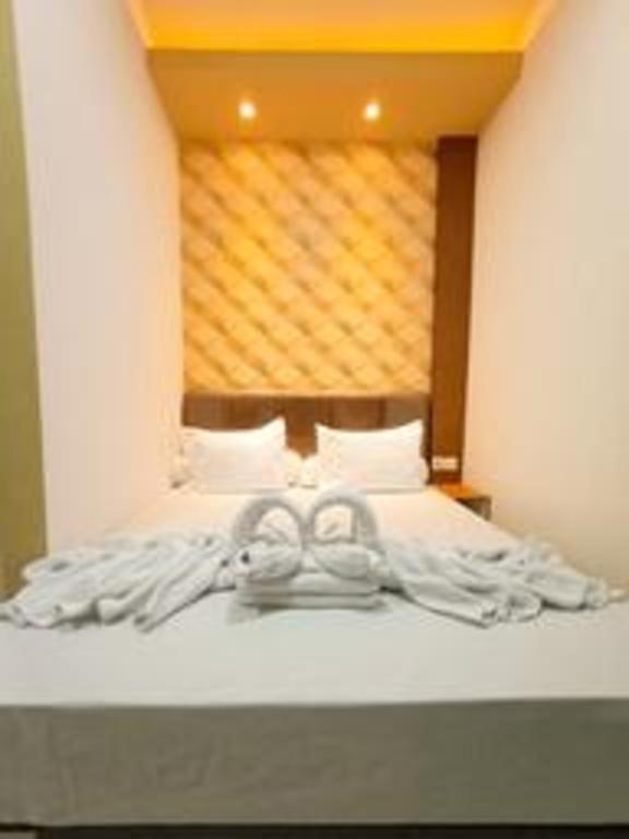 เมอร์ 57 Hotel สุราบายา ภายนอก รูปภาพ