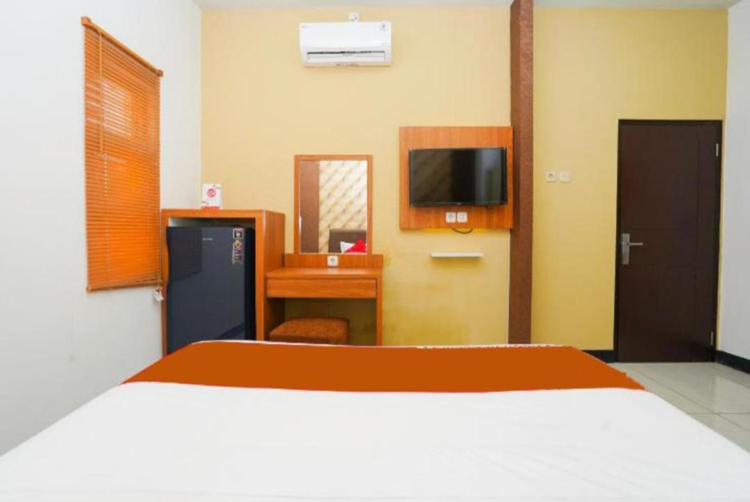 เมอร์ 57 Hotel สุราบายา ภายนอก รูปภาพ